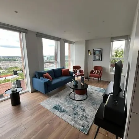 Апартаменты Lovely 2 Bedroom 8