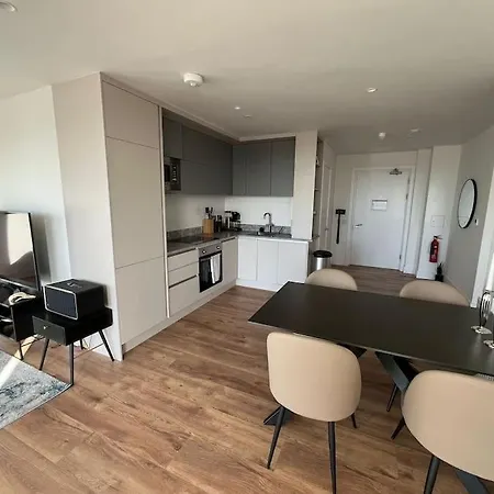 Lovely 2 Bedroom 8 Дублин